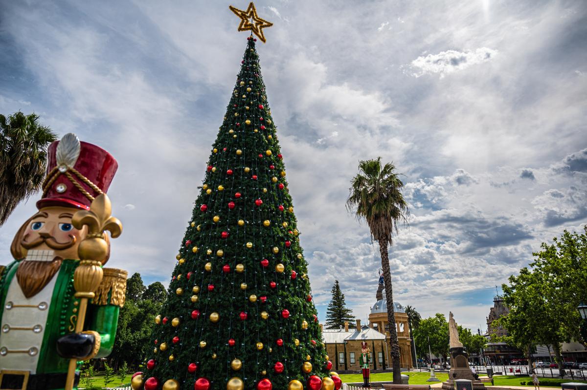 christmas tree and nutcracker